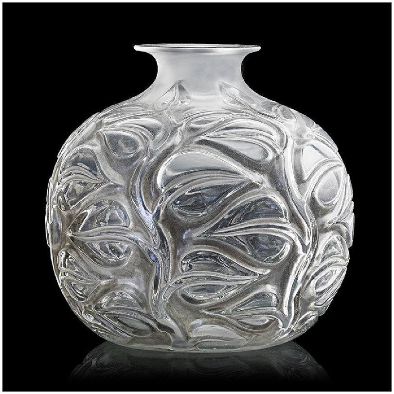 Vase en verre givré : 5 modèles de collection les plus chers !